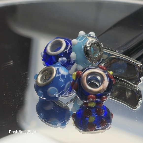 4 Metal core center glass bead fits pandora type bracelets - Picture 7 of 7